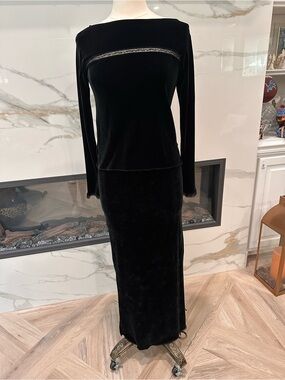 NWT Fitigues Matching Velvet Set Size Small